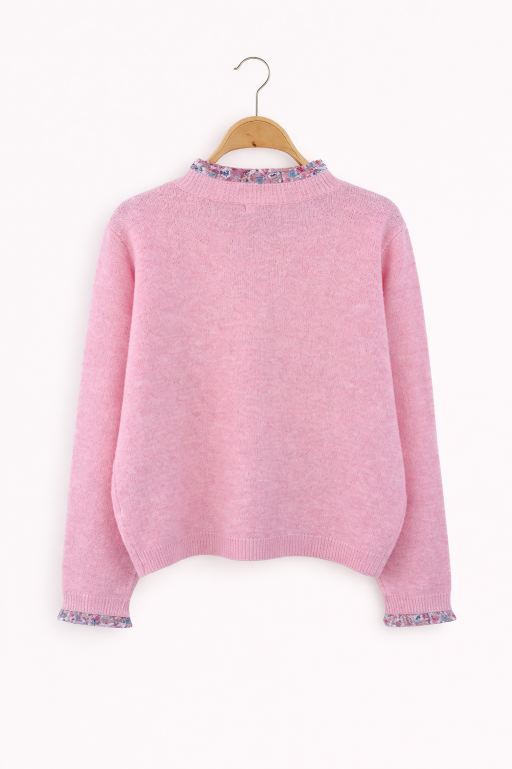 vue dos Gilet femme Adélaïde rose poudré col volanté fleuri détails romantiques - It Hippie
