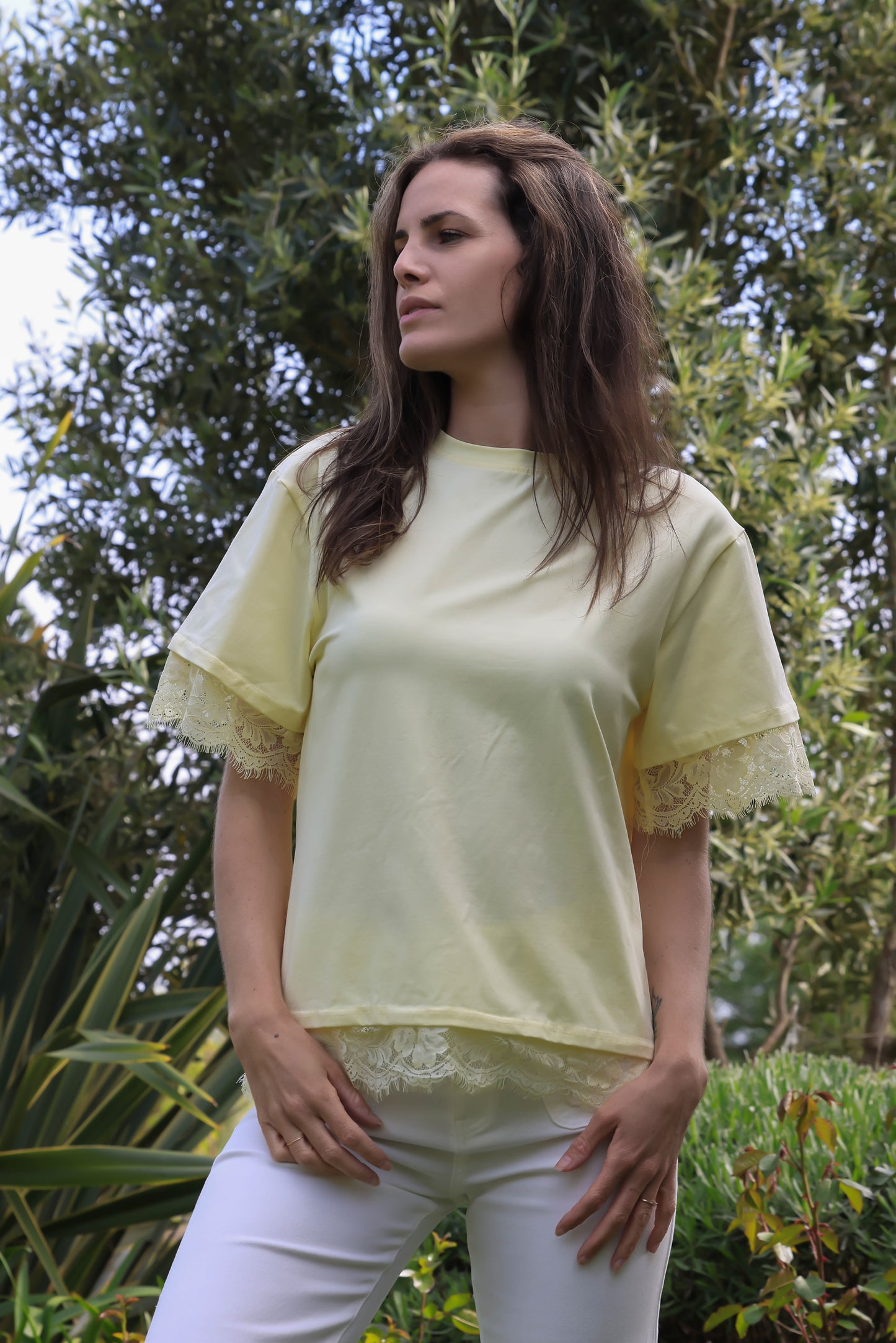 T-shirt Eden - Dos ouvert dentelle jaune