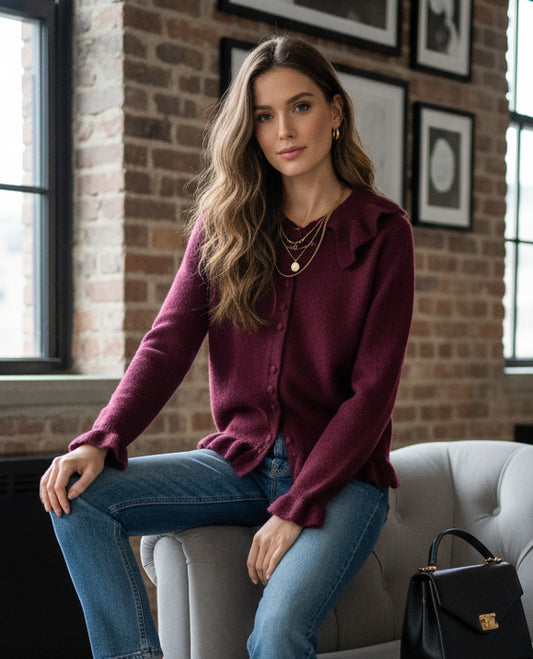 Mannequin portant le gilet Erine bordeaux taille unique 36-40