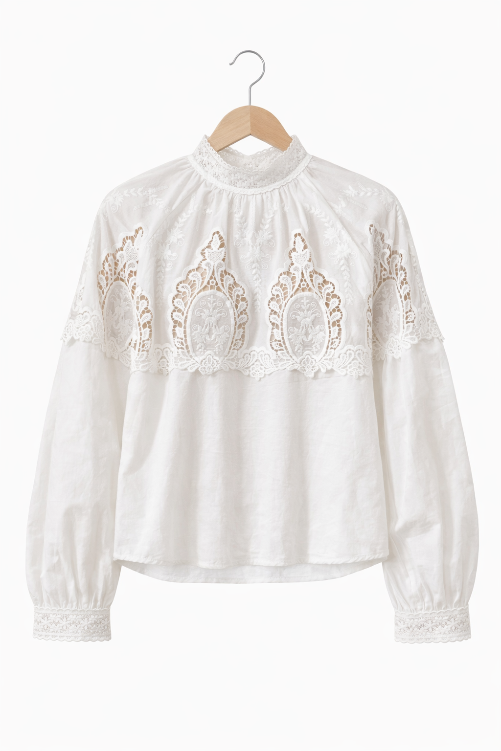 vue face - Blouse femme blanche dentelle Calais col officier victorien 100% coton - It Hippie
