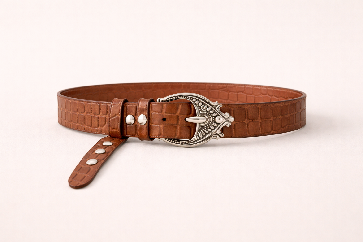  Vue d'ensemble ceinture EMIE - Cuir et détails métalliques