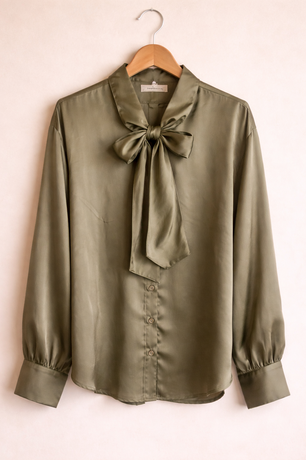 Vue d'ensemble blouse Sophie - 100% polyester satin kaki style romantique An'ge