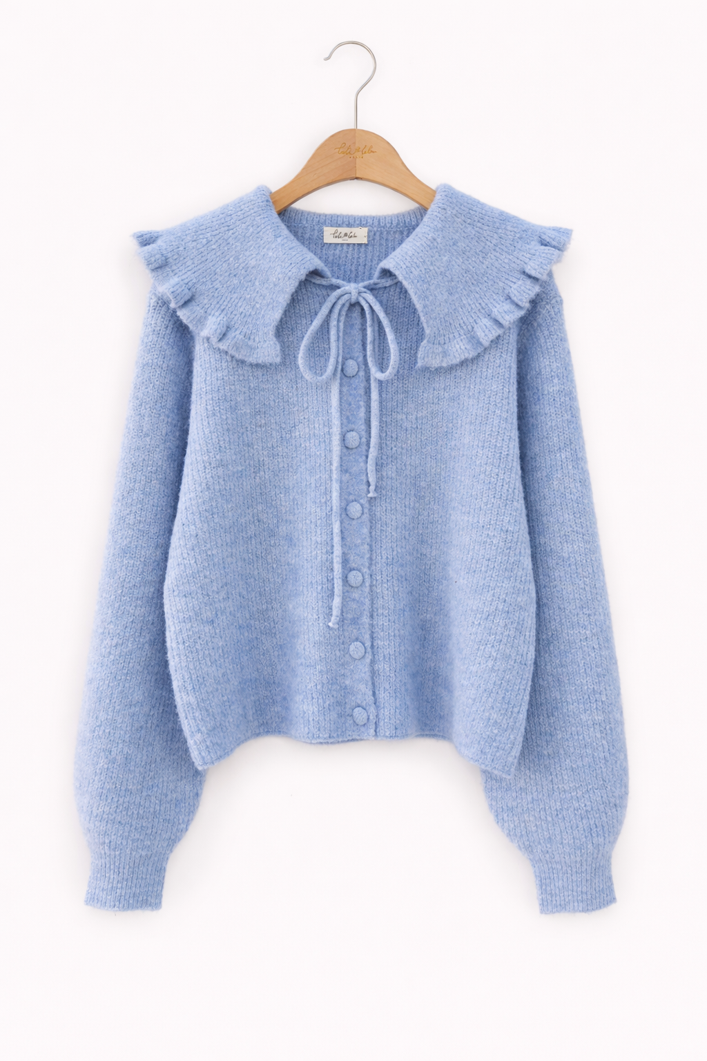vue de face Gilet femme Léonie bleu ciel col XXL volanté lien maille douce recyclée - Lili&lala

