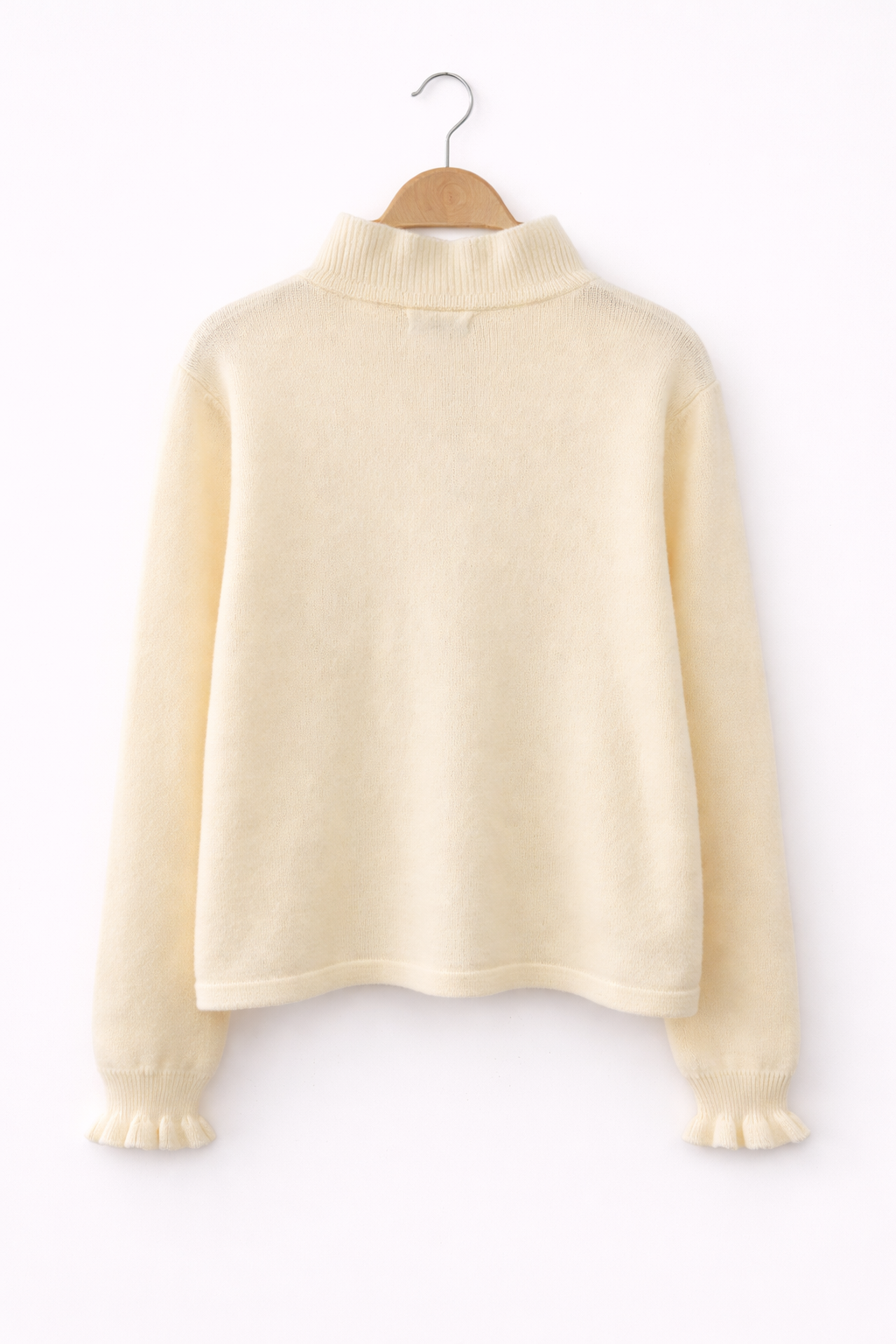 vue dos Gilet femme Célia crème vanille col montant volanté contrasté maille douce - It Hippie
