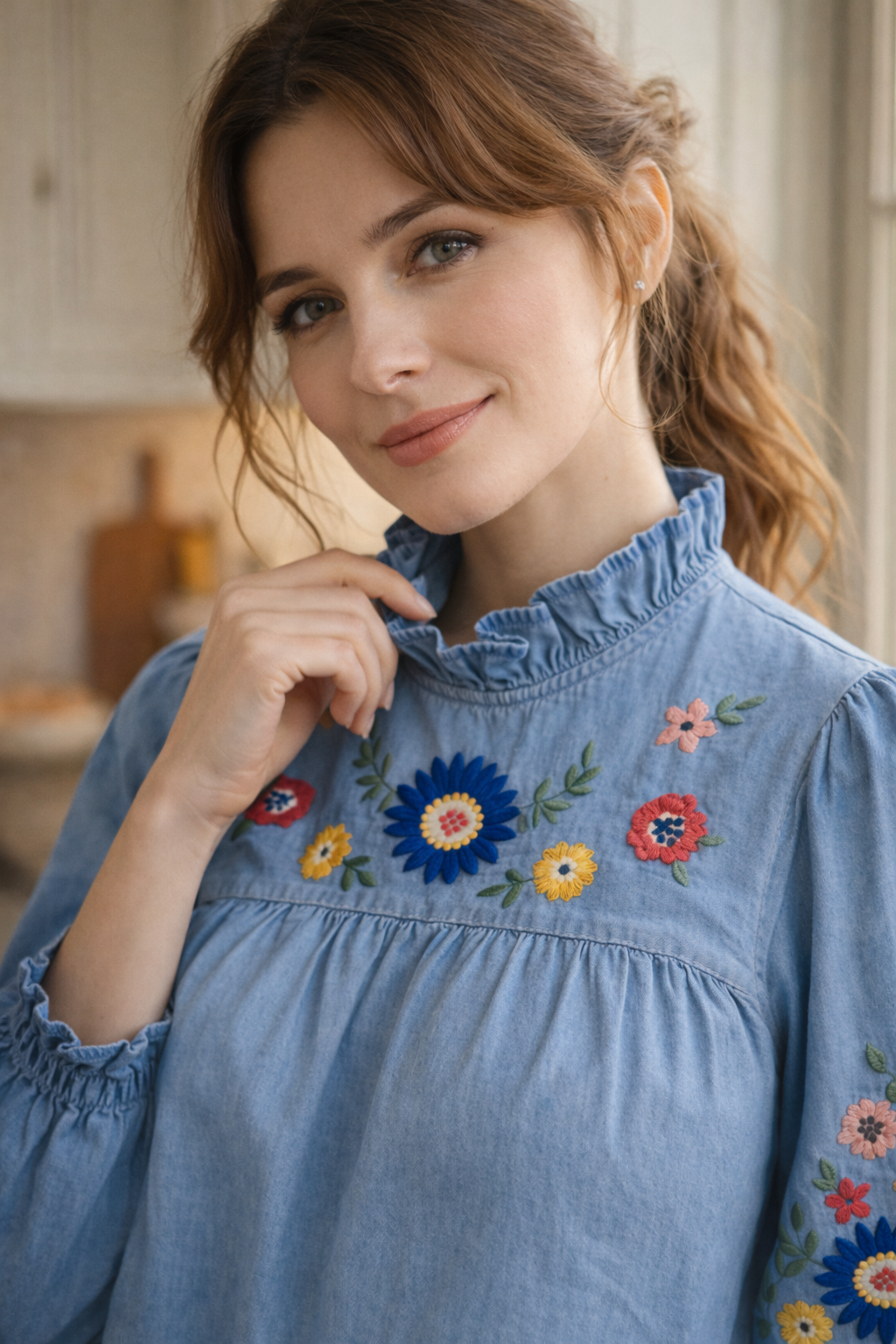 autre vue portée Blouse denim Isabeau portée style bohème ethnique chic
